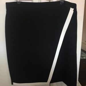 JCREW blk pencil skirt with white detail sz 14